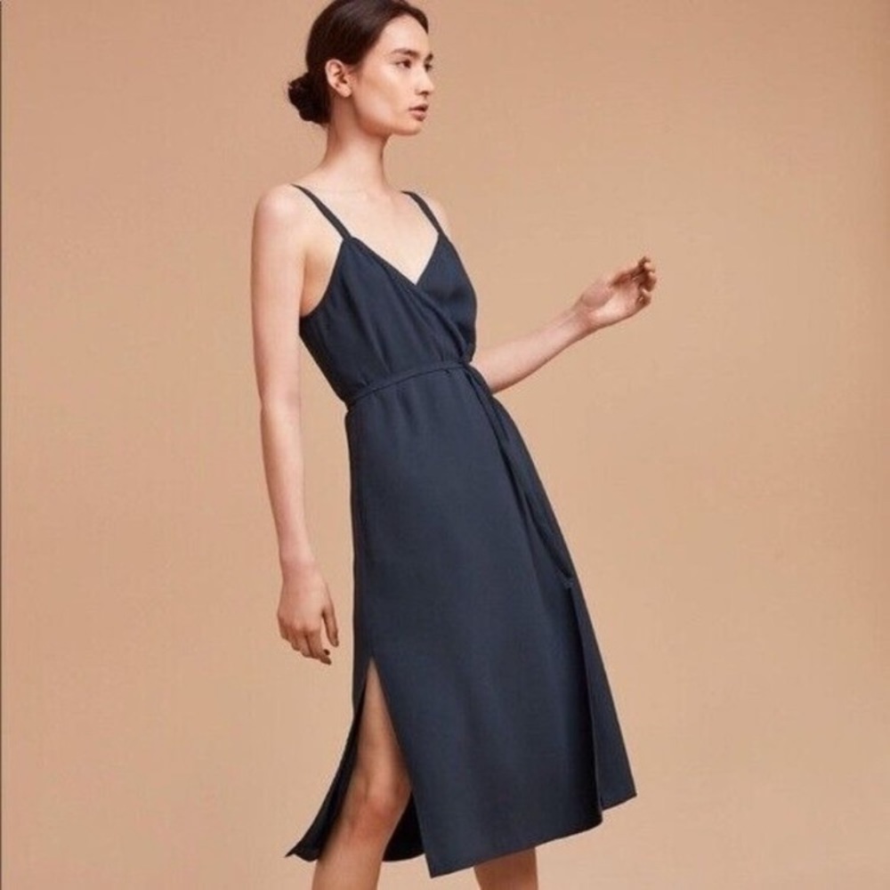 NWT Aritzia Wilfred Astere crepe midi dress in chalet size M